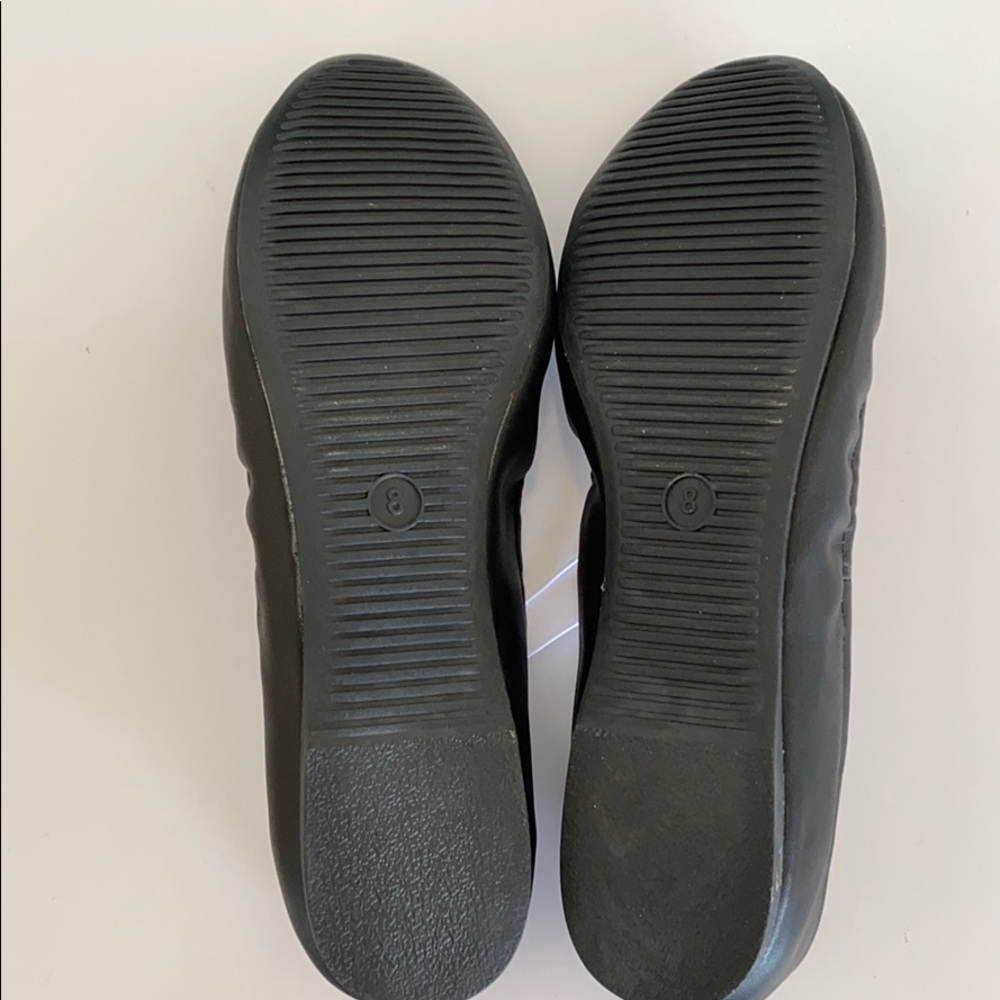 Shoes - Picture 5 of 5